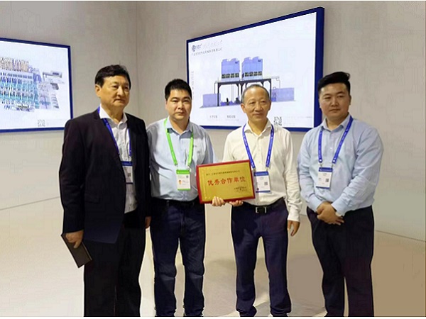 On September 23, 2023, Vice Governor Zhang Hongwen of Anhui Province visited Simbler to inspect the work